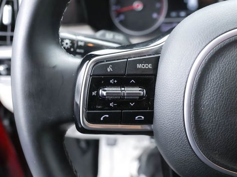 Used 2022 Kia Sorento S image 21