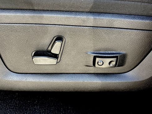 Used 2022 RAM 1500 Classic Warlock image 14