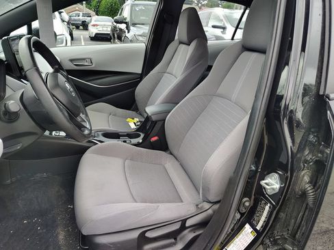 Used 2023 Toyota Corolla SE w/ SE Premium Package FWD image 9
