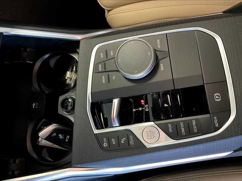 New 2026 BMW 330i Sedan w/ Premium Package image 7