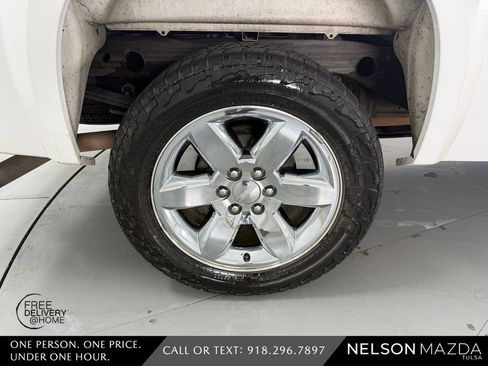 Used 2013 GMC Sierra 1500 SLT w/ Skid Plate Package AWD/4WD image 13