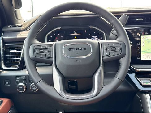 New 2026 GMC Sierra 2500 Denali Ultimate AWD/4WD image 15