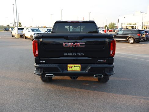 Certified 2024 GMC Sierra 1500 AT4 w/ Technology Package AWD/4WD image 6