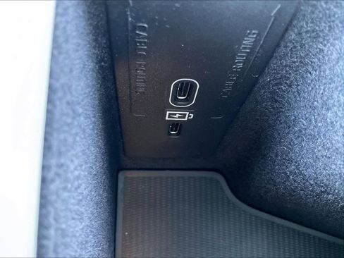 New 2026 Volvo XC60 T8 Ultra w/ Climate Package AWD/4WD image 23