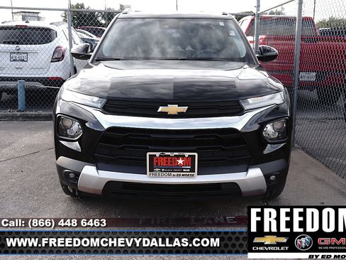 Certified 2023 Chevrolet TrailBlazer LT image 2