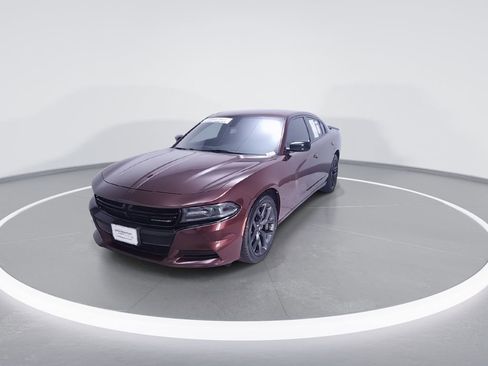 Used 2022 Dodge Charger SXT w/ Blacktop Package RWD image 4