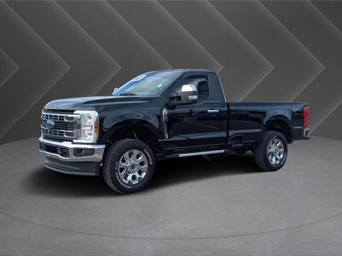 Used 2024 Ford F250 XL w/ Snow Plow Prep Package image 31