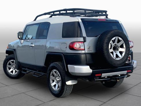 Used 2014 Toyota FJ Cruiser 4WD w/ Convenience Package image 12