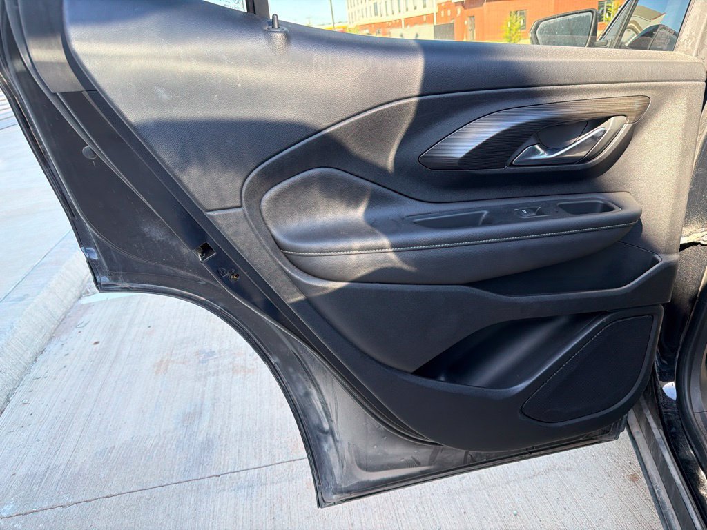 Used 2022 GMC Terrain SLT w/ Elevation Edition FWD image 23