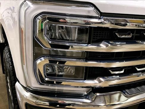 Certified 2024 Ford F350 Lariat w/ Lariat Ultimate Package image 4