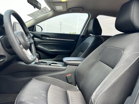 Certified 2022 Nissan Altima 2.5 SV image 10