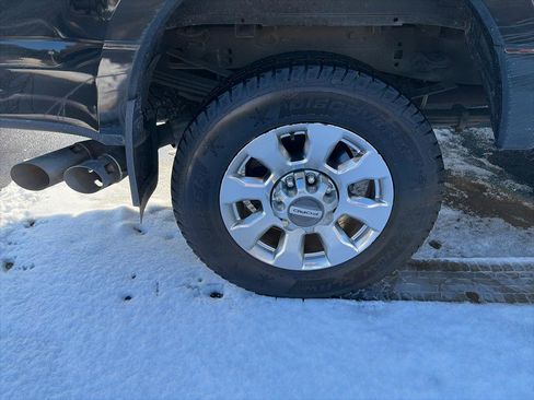 Used 2017 Ford F350 Lariat w/ Lariat Ultimate Package image 18