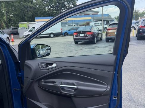 Used 2018 Ford Escape SE AWD/4WD image 17