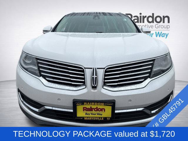 Used 2016 Lincoln MKX Reserve w/ Technology Package AWD/4WD image 2