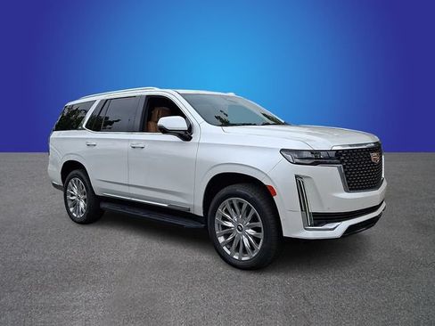 Used 2023 Cadillac Escalade Premium Luxury AWD/4WD image 3
