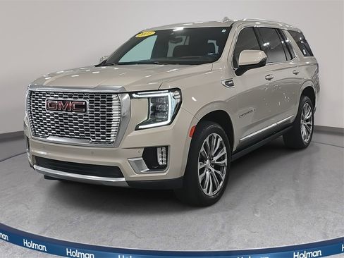 Used 2021 GMC Yukon Denali w/ Denali Premium Package image 1