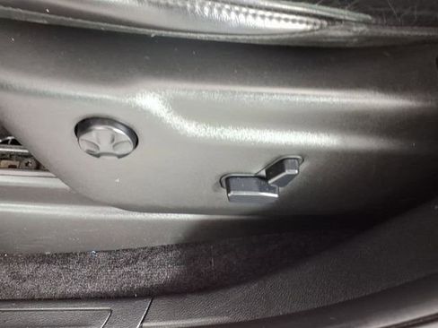 Used 2015 Jeep Grand Cherokee Altitude image 12