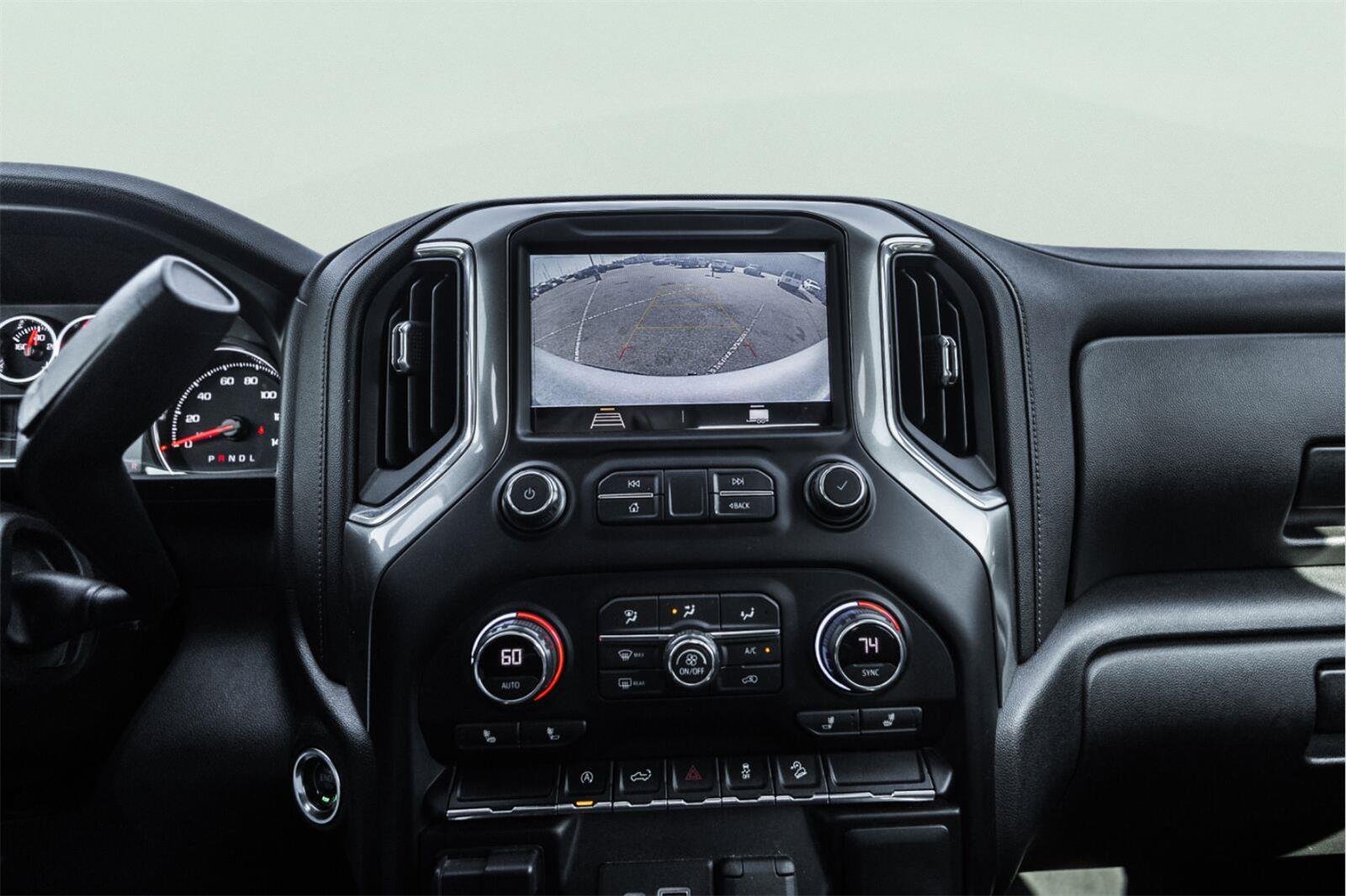 Used 2021 Chevrolet Silverado 1500 LT Trail Boss w/ LPO, Dark Essentials Package AWD/4WD image 15