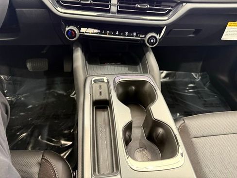 New 2026 Chevrolet Equinox EV RS image 35