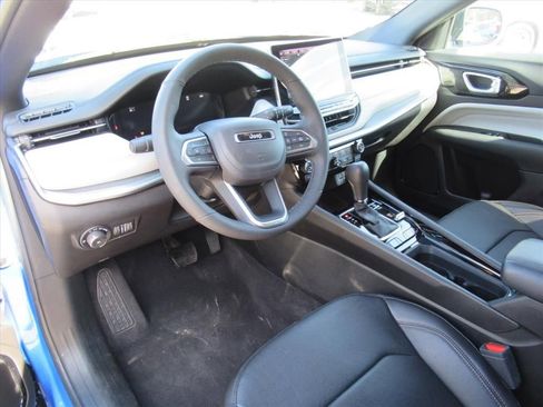 Used 2024 Jeep Compass Limited w/ Elite Group image 14