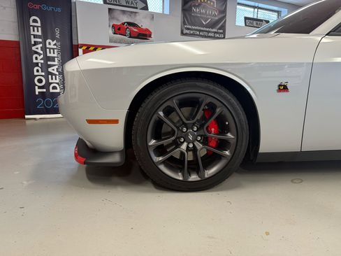 Used 2021 Dodge Challenger R/T Scat Pack image 17