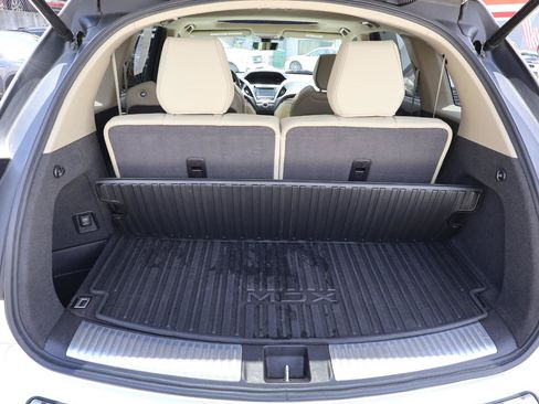 Used 2017 Acura MDX SH-AWD w/ Advance Package image 6
