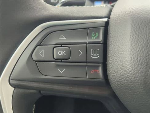 New 2025 Jeep Grand Cherokee L Altitude image 26