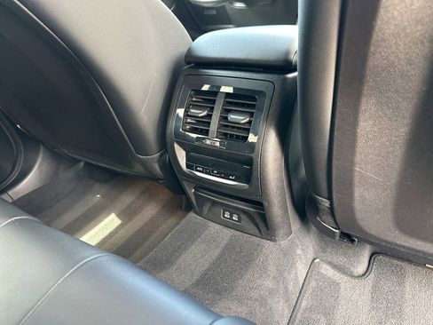 Used 2023 BMW X3 xDrive30i AWD/4WD image 21