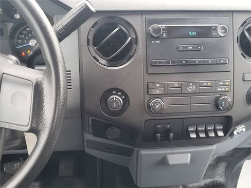Used 2015 Ford F250 XL w/ Power Equipment Group image 13