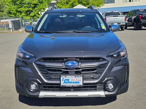 Used 2024 Subaru Outback Touring XT AWD/4WD image 2