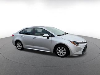 Used 2025 Toyota Corolla LE FWD video 2