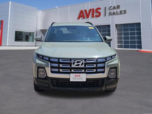 Used 2025 Hyundai Santa Cruz SEL FWD image 10