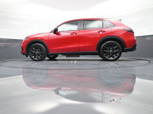 Certified 2024 Honda HR-V Sport image 31