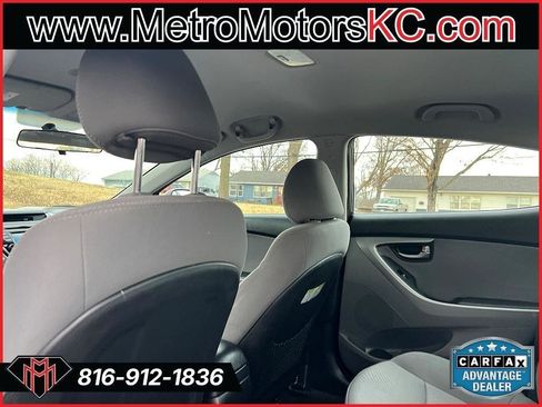 Used 2016 Hyundai Elantra SE w/ Option Group 02 image 28