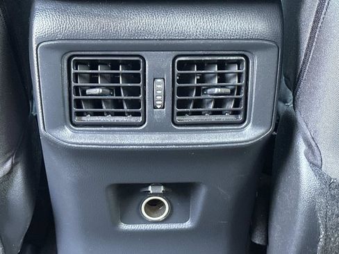 Used 2024 Toyota RAV4 LE FWD image 19