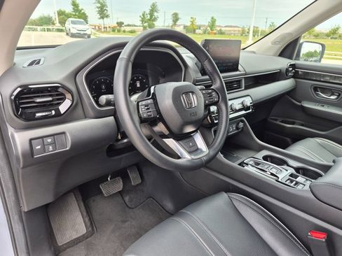 Used 2025 Honda Pilot Elite image 10