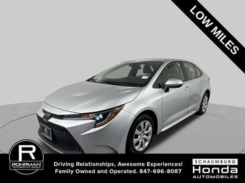 Used 2020 Toyota Corolla LE FWD image 1