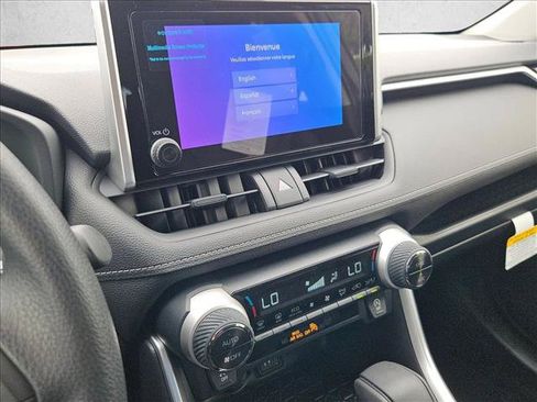 Used 2025 Toyota RAV4 XLE FWD image 11