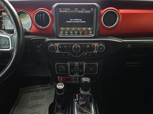 Used 2021 Jeep Wrangler Unlimited Rubicon AWD/4WD image 15