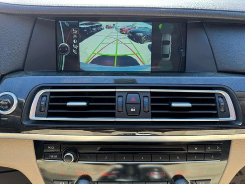 Used 2012 BMW 740Li image 25