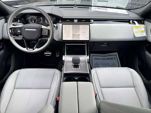 New 2026 Land Rover Range Rover Velar Dynamic SE image 17