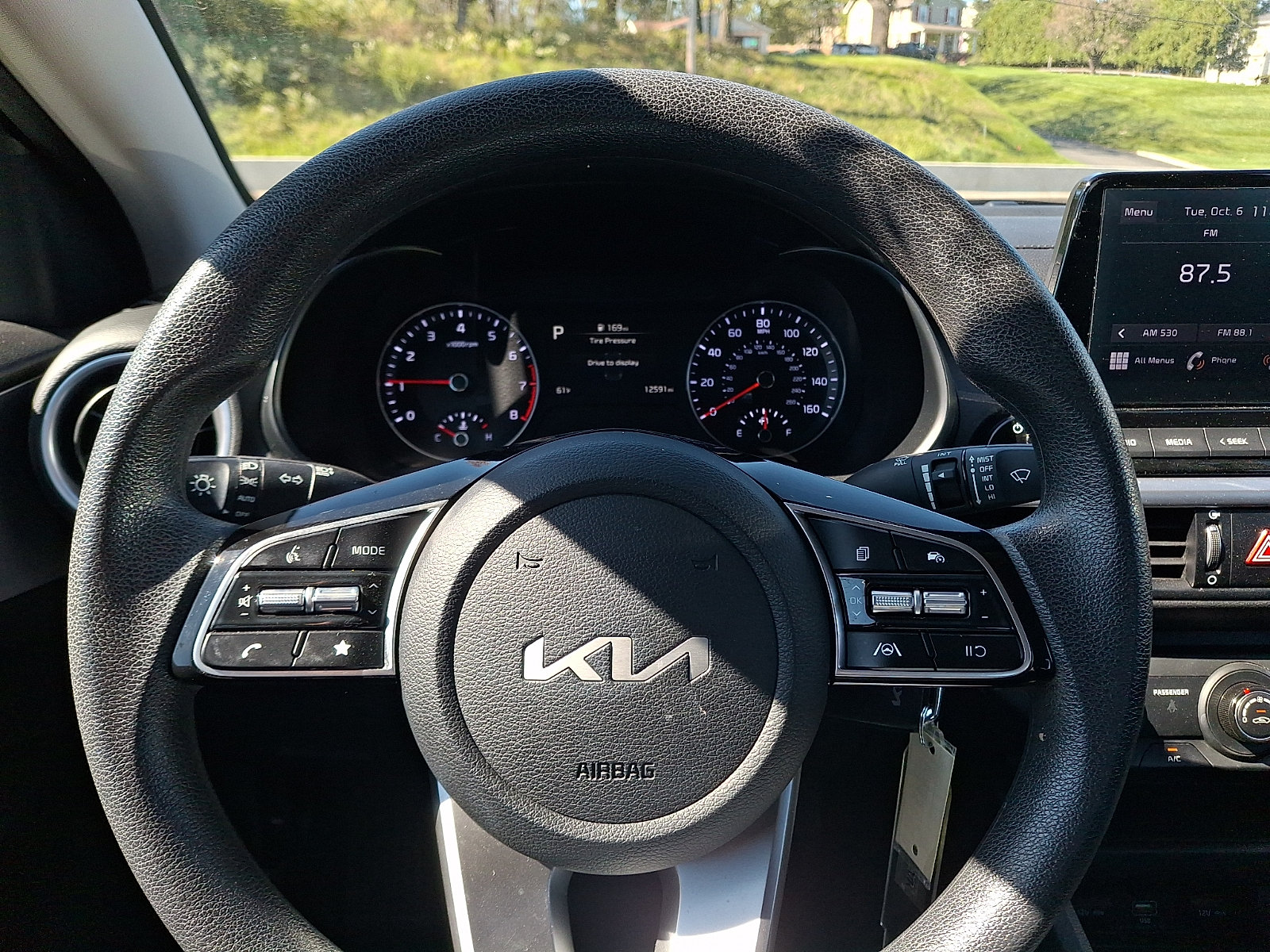 Used 2023 Kia Forte LXS FWD image 18