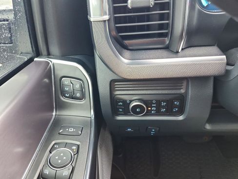 Used 2026 Ford F350 Platinum AWD/4WD image 25