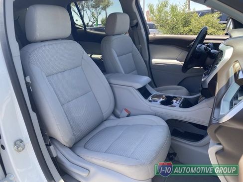 Used 2020 GMC Acadia SLE w/ Driver Convenience Package FWD image 8