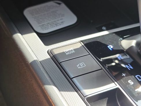 New 2026 Hyundai Elantra SEL FWD image 32