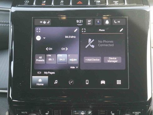 New 2025 Jeep Grand Cherokee Altitude image 6