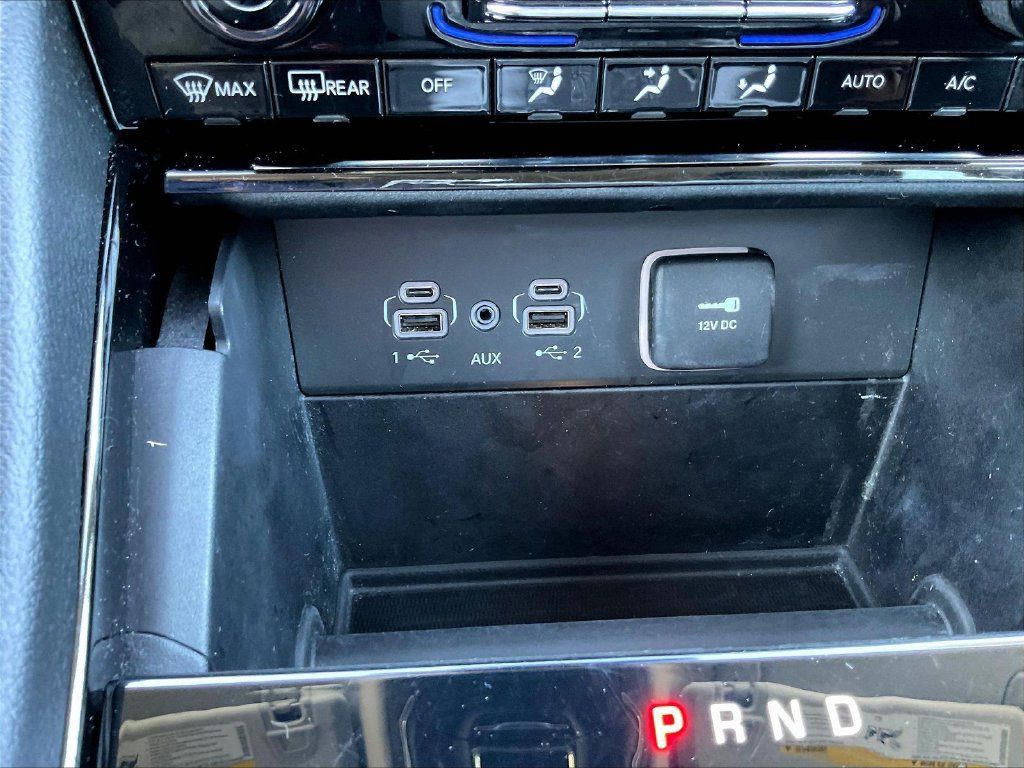 Used 2023 Jeep Grand Cherokee L Laredo AWD/4WD image 17