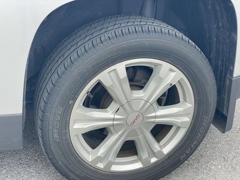 Used 2017 GMC Terrain SLE FWD image 13