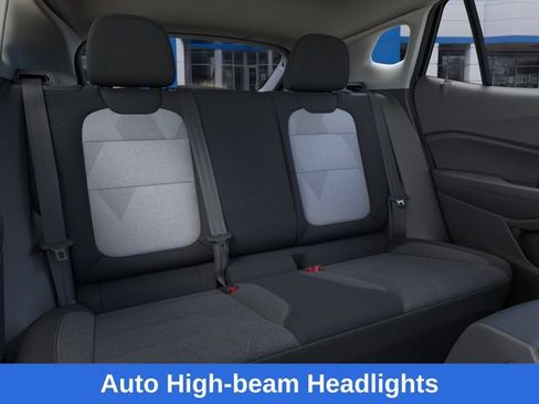 New 2026 Chevrolet Trax LS w/ LS Convenience Package FWD image 18