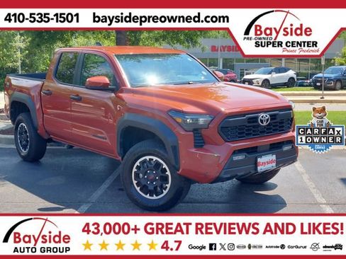 Used 2025 Toyota Tacoma TRD Off-Road AWD/4WD image 1